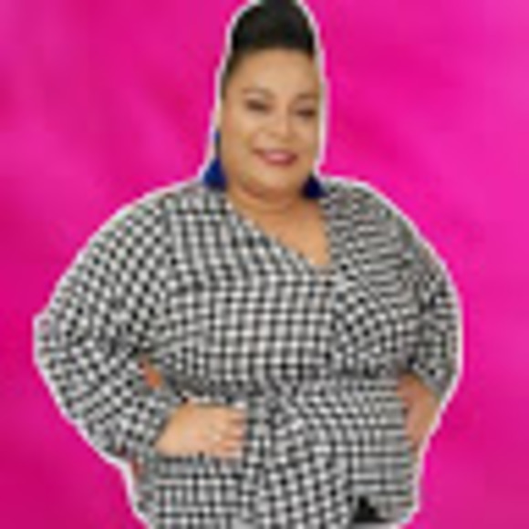 Meet your Posher, Simplemente - Picture 1 of 1